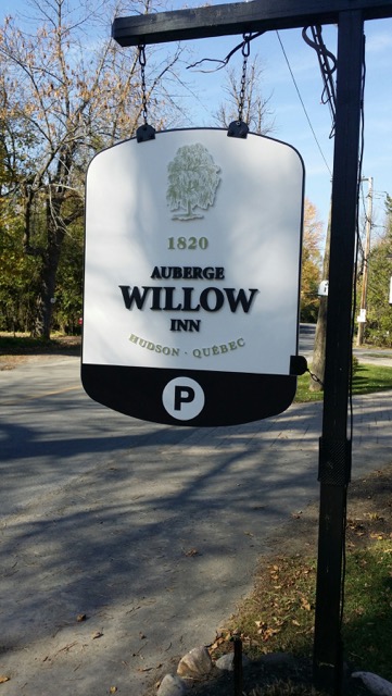 Lunch at the Willow Inn